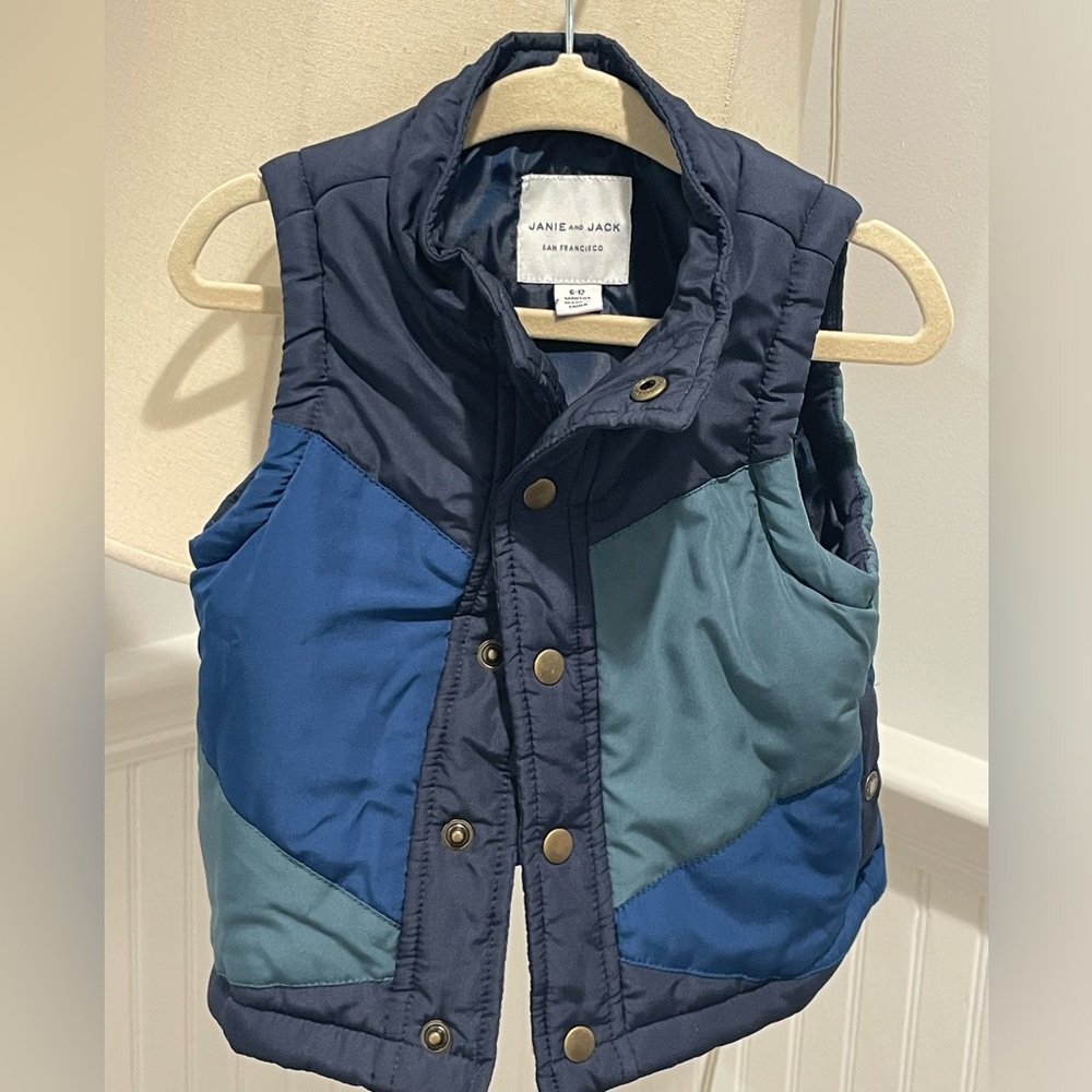 Janie and Jack Boys size 6-12M vest NWOT